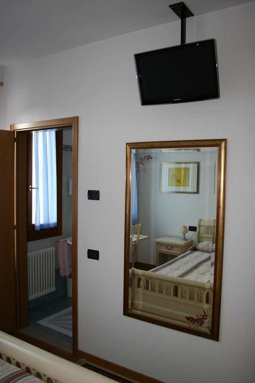 Hotel La Rua Carre Chambre photo